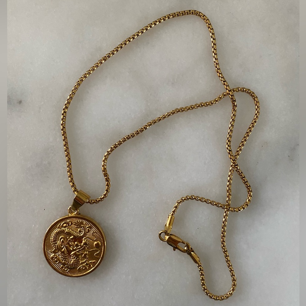 Dragon Auspicious pendant necklace